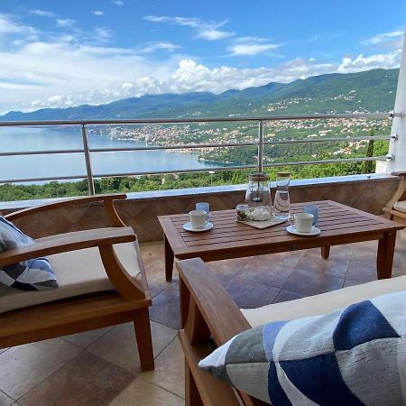 Dives Vista Apartment III 카스타브 외부 사진