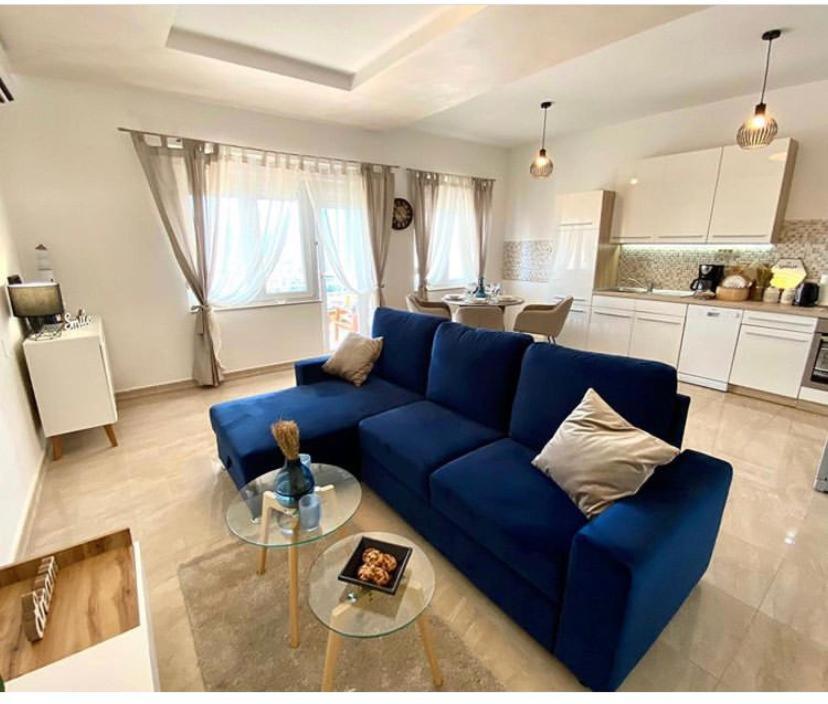 Dives Vista Apartment III 카스타브 외부 사진