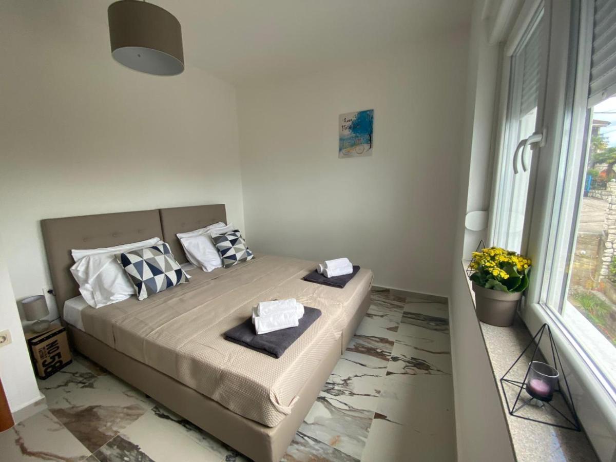 Dives Vista Apartment III 카스타브 외부 사진